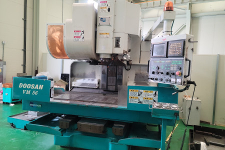 수직머시닝센터 VM56