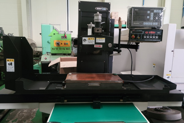 창한연삭기 200X450MM