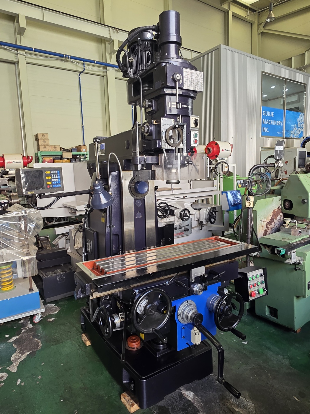 화천범용밀링 HMTH-1100